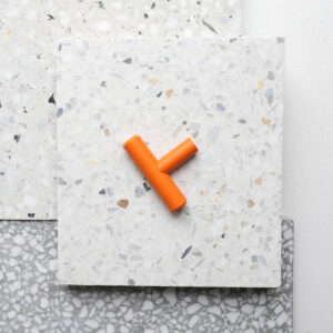 UCHWYT MEBLOWY T-BAR