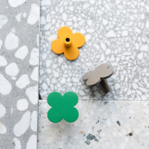 UCHWYT MEBLOWY CLOVER